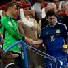 MS 2014, Argentina-Německo: Lionel Messi (10) a Manuel Neuer