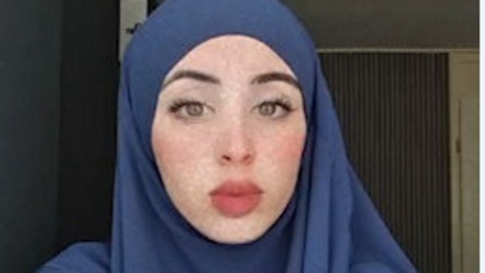 Fotka Ryan Al Najjarové. Snímek zveřejnila nizozemská policie.