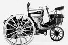 Postupně se však Peugeot začal orientovat na dopravní prostředky. Nejprve jízdní kola, v roce 1889 ale vznikla první parní tříkolka. Neujala se, ale ukázala směr, jakým se firma vydá.
