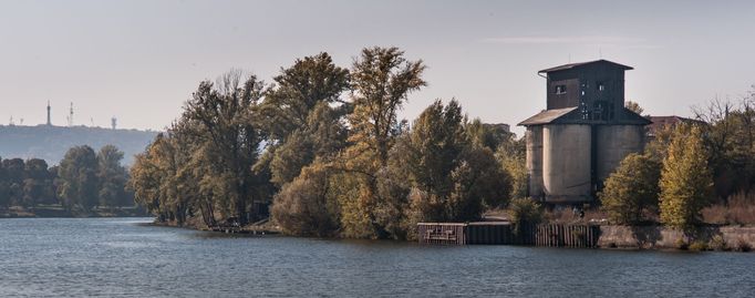 Jedním z problémů, které brání využití chátrajících prostor, jsou nevyřešené majetkové vztahy.