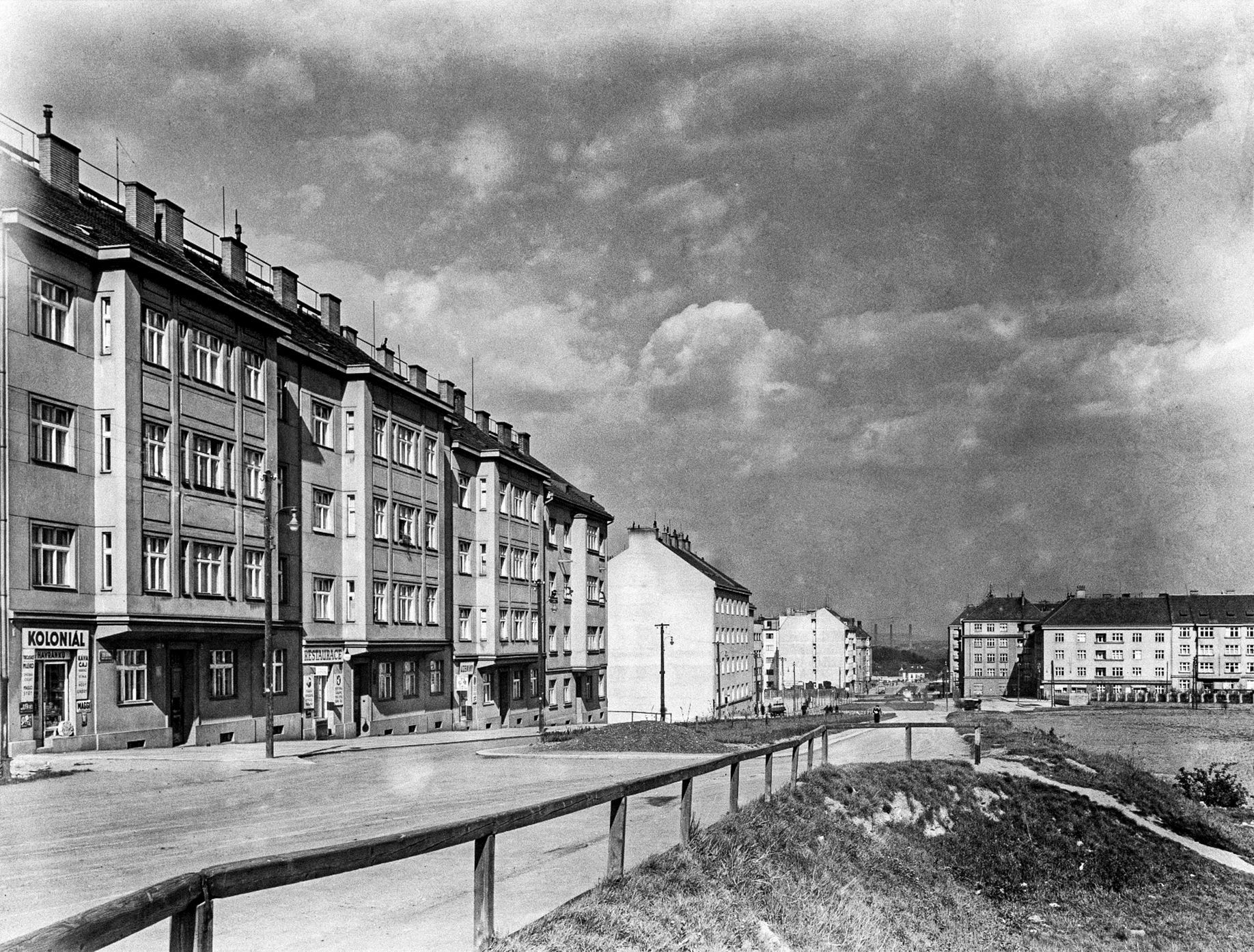 Dejvice, Historie, Seriál, Tenkrát, Praha, Pražská čtvrť, Praha 6