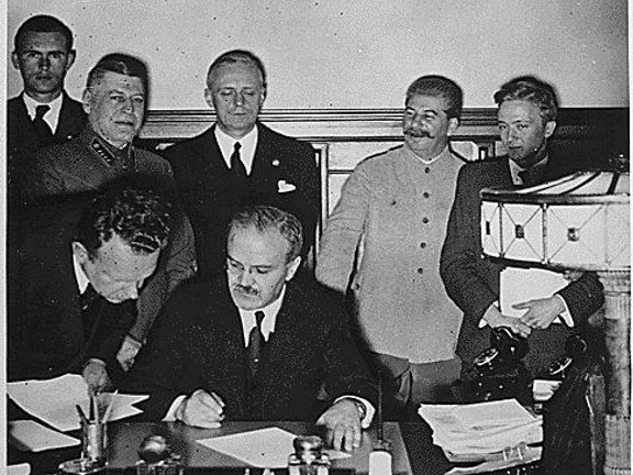 Pakt Ribbentrop - Molotov
