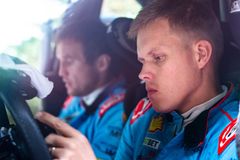 Korunovace šampiona se odkládá, Středoevropskou rallye vyhrál Tänak