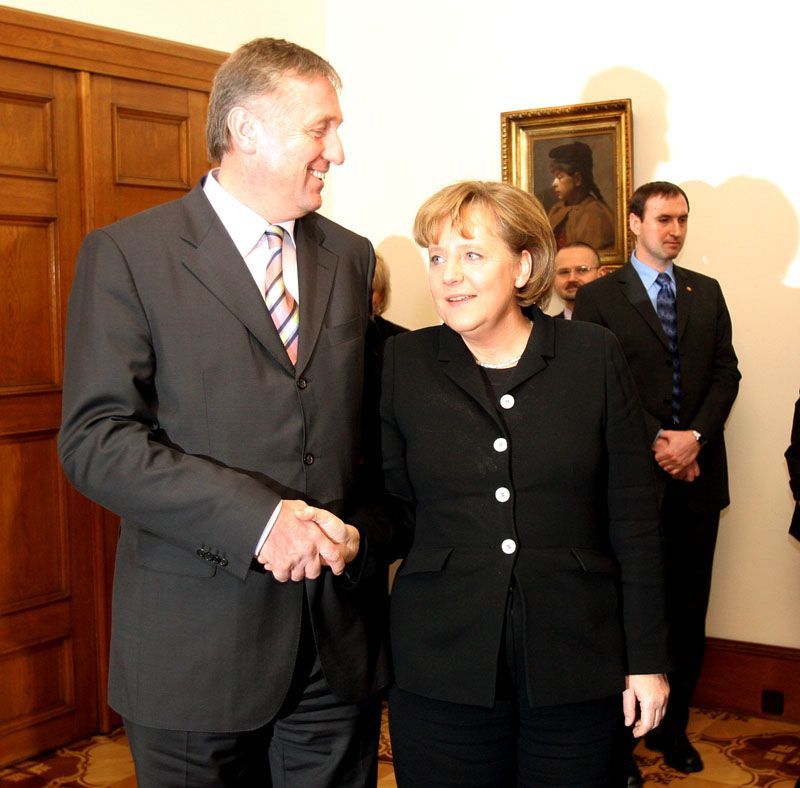 Angela Merkelová, Topolánek, Německo