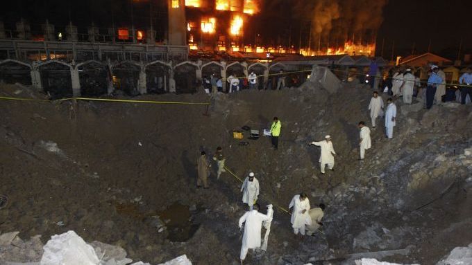 Při útoku v roce 2008 na hotel Marriot v Islámábádu zahynul i český velvyslanec.