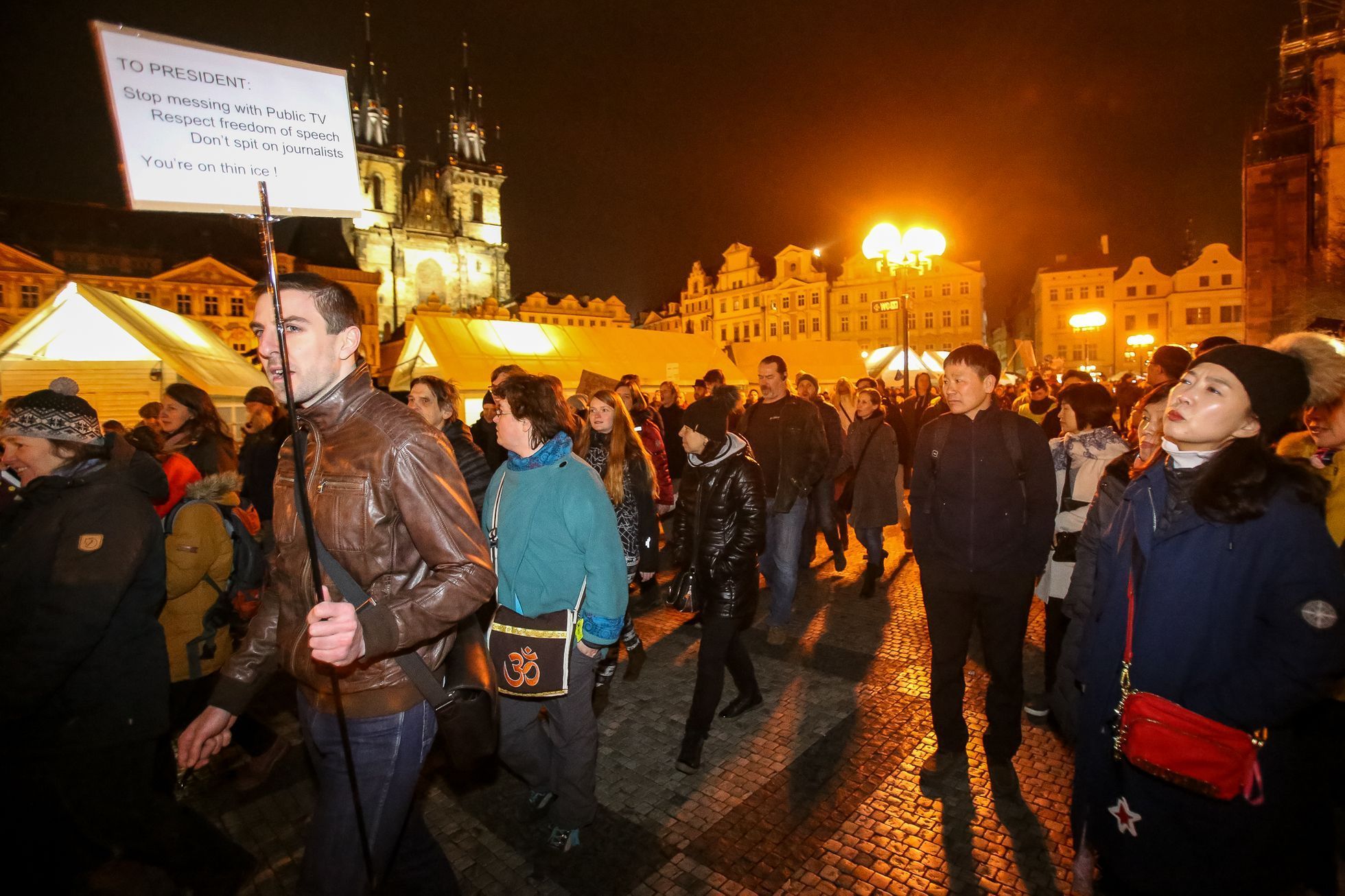 Oslava inaugurace Zemana a demonstrace za svobodná média na Václavském náměstí, Praha, 15.3.2018