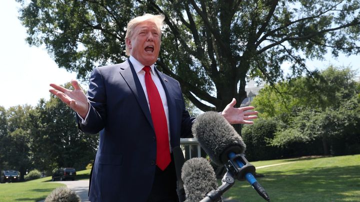 Je nezkušený a přitakává Trumpovi. V USA roste strach z nového šéfa tajných služeb