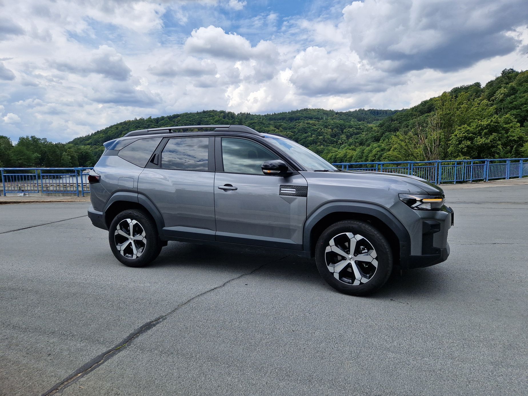 Dacia Duster a Bigster srovnání