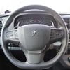 Peugeot Traveller - volant