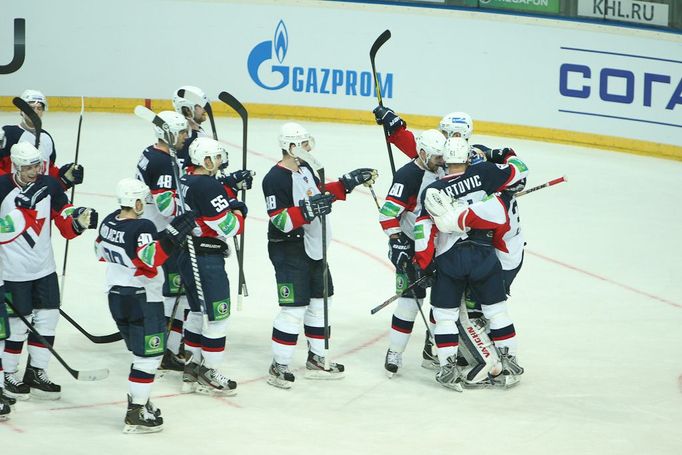 Duel KHL mezi HC Lev a Slovanem Bratislava