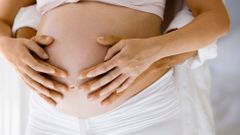Těhotenství, porod