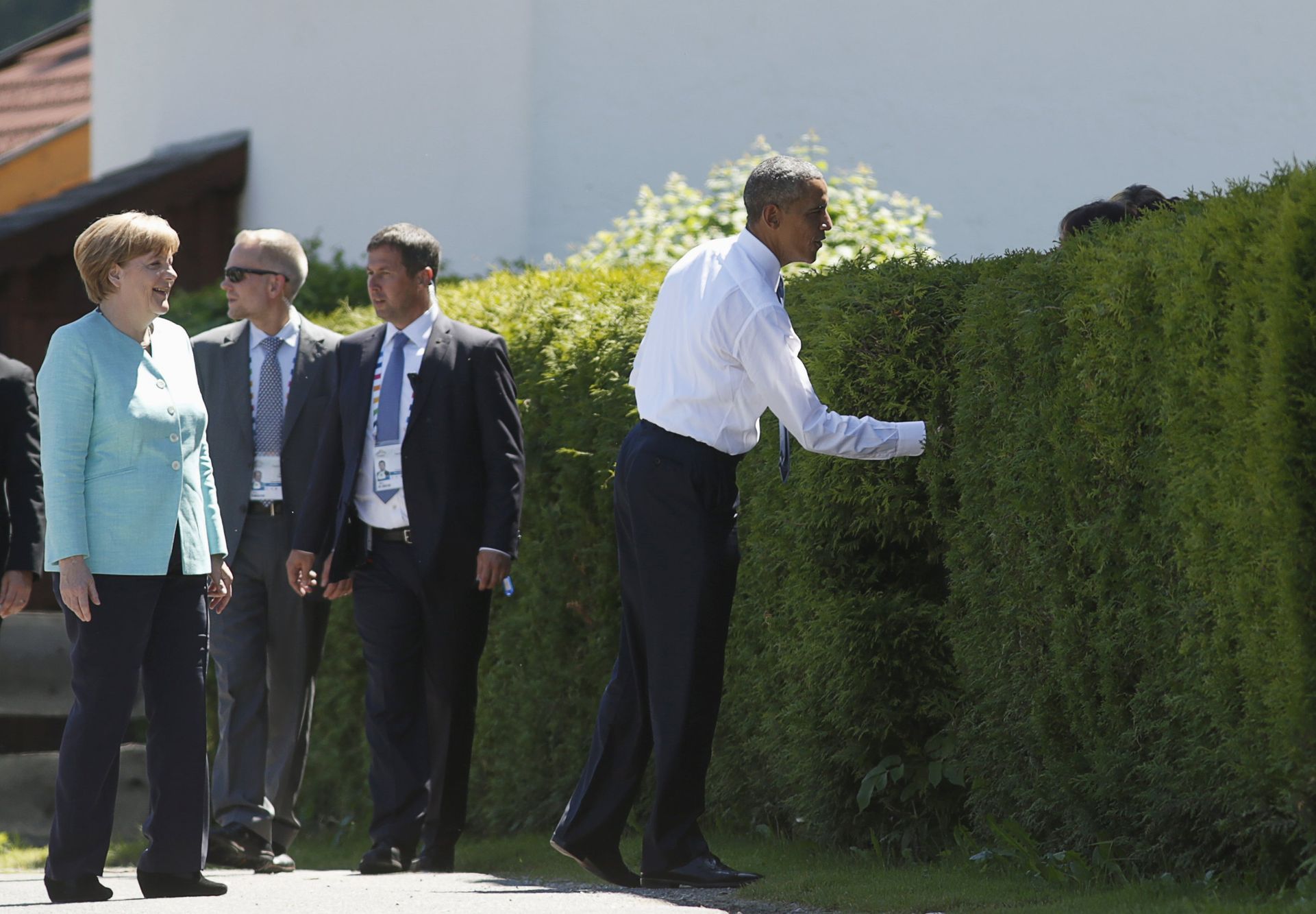 Obama - Merkelová - summit G7 - Bavorsko