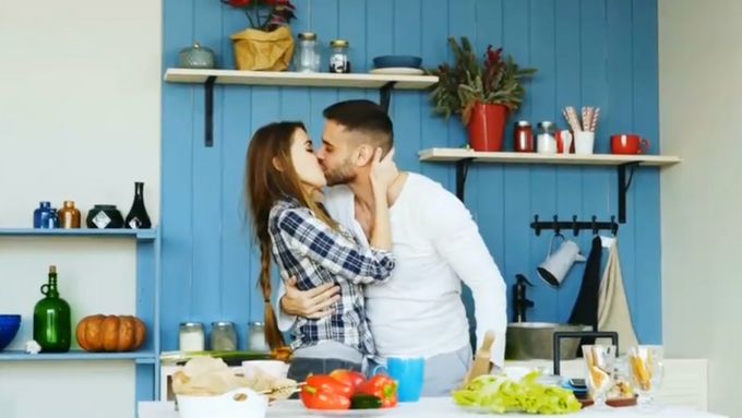 Valentýnská reklama na Kaufland: Zamilovaní, nedívejte se dál