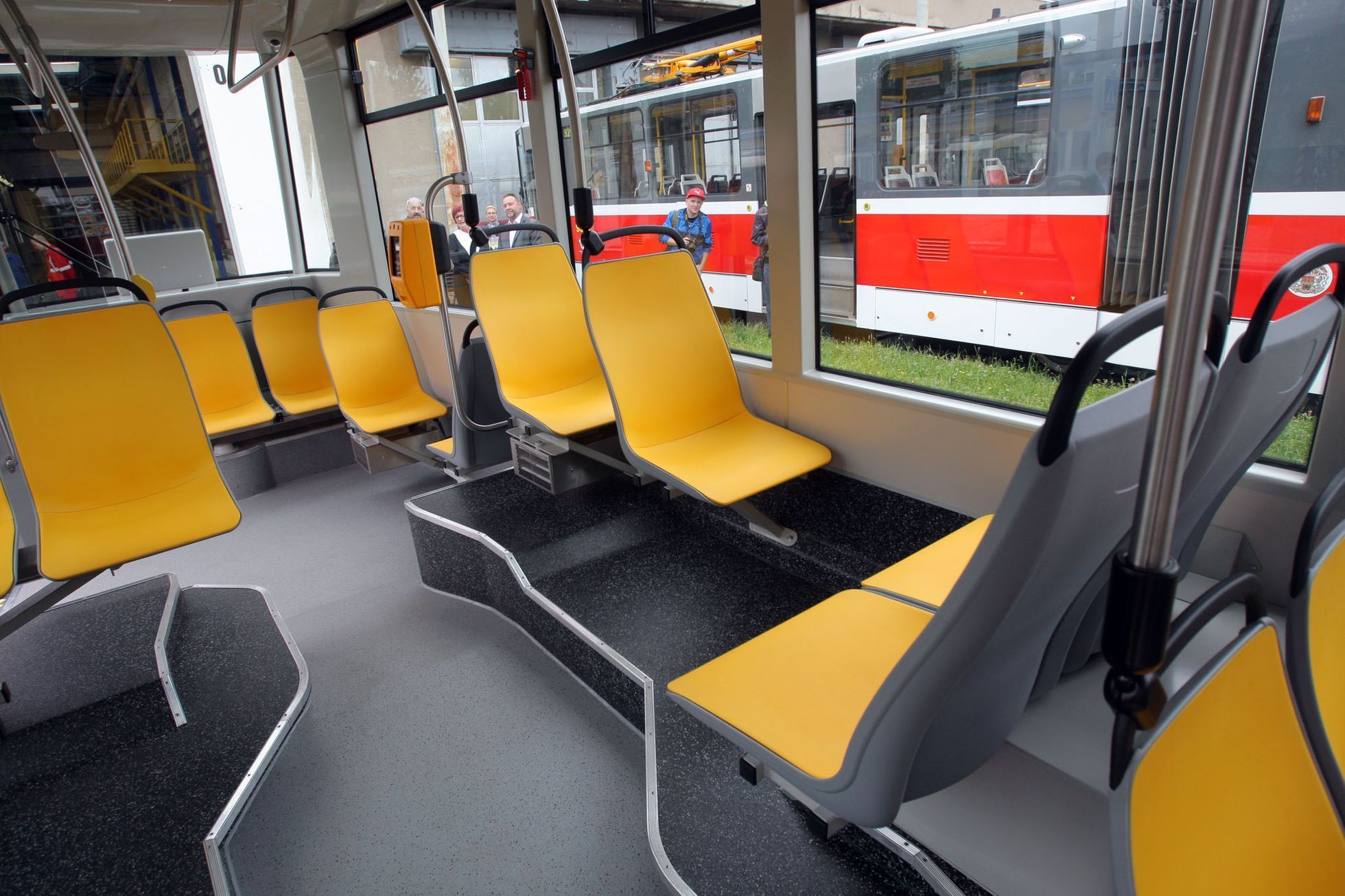 Tramvaj EVO 1 prototyp pro Prahu