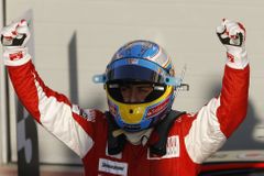 Úvod sezony F1 pro Ferrari. V Bahrajnu získalo double
