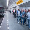 Vystoupení skupiny Olympic v pražském metru, čtvrtek 29. června 2023.