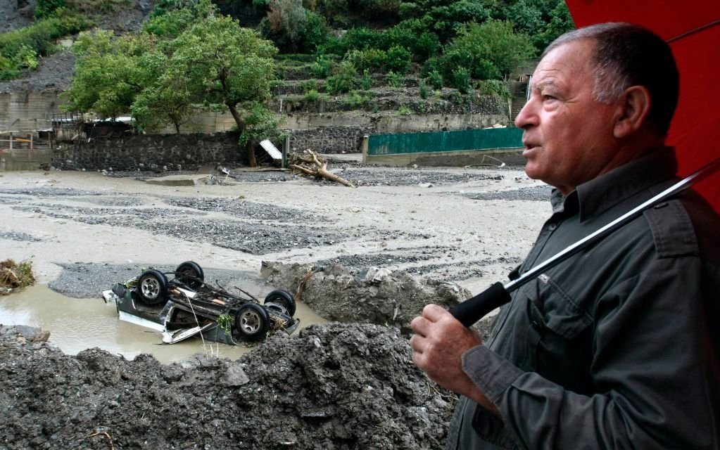 Sesuvy půdy na Sicílii