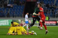 Sigma po Slavii vyřadila i Baník. Po třinácti letech si zahraje finále poháru