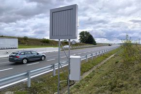 "Riziko přeháněk." Stopadesátka na budějovické dálnici vydržela jen dva dny