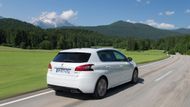 23. Peugeot 308: 10 715 kusů, -18 %