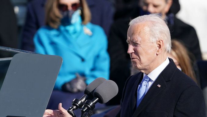 Joe Biden se stal 46. prezidentem Spojených států amerických. Poslechněte si co slíbil v inauguračním projevu: Jednotu a obnovení starých spojenectví.