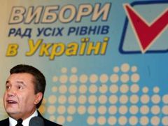 Ukrajinský premiér Viktor Janukovyč chce, aby se Ukrajina také účastnila jednání o základně a radaru v Polsku a ČR.