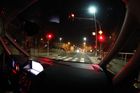 Řidičovu jízdu na červenou nahlásil spolujezdec - vlastní syn, který chce být policistou