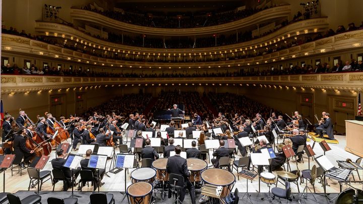 Kdo místo Byčkova? České filharmonie se ujme nový šéfdirigent; Zdroj foto: Petra Hajská