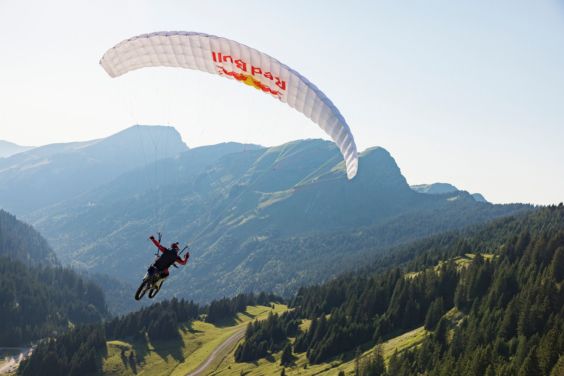 Bláznivé sportovní výkonu roku 2024 na fotkách špičkových fotografů
