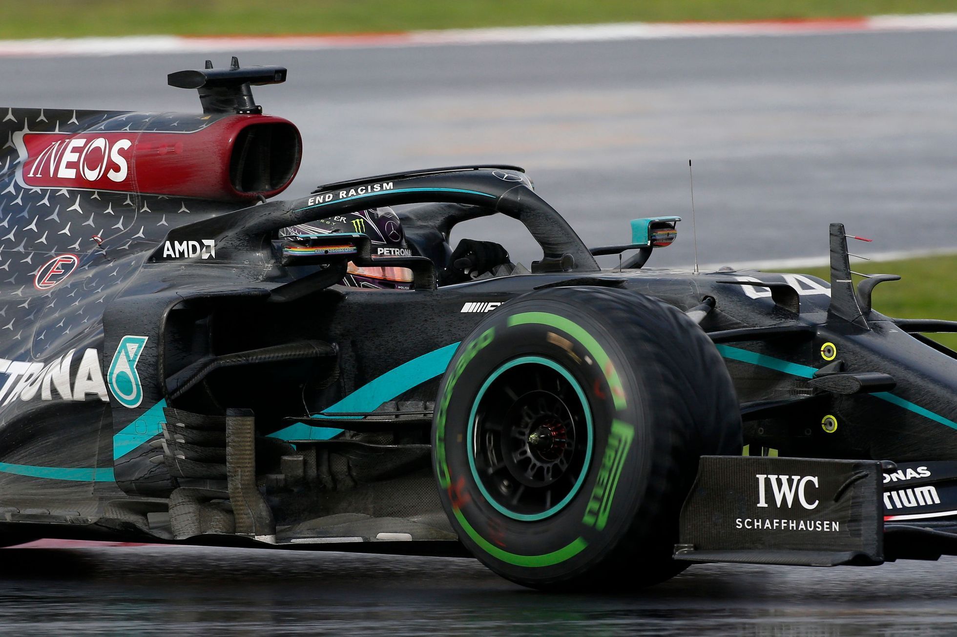 Lewis Hamilton v Mercedesu ve Velké ceně Turecka F1 2020
