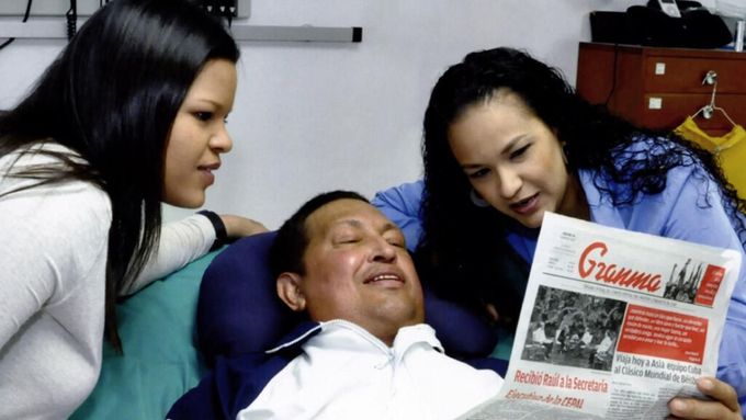Hugo Chávez a jeho dcery.