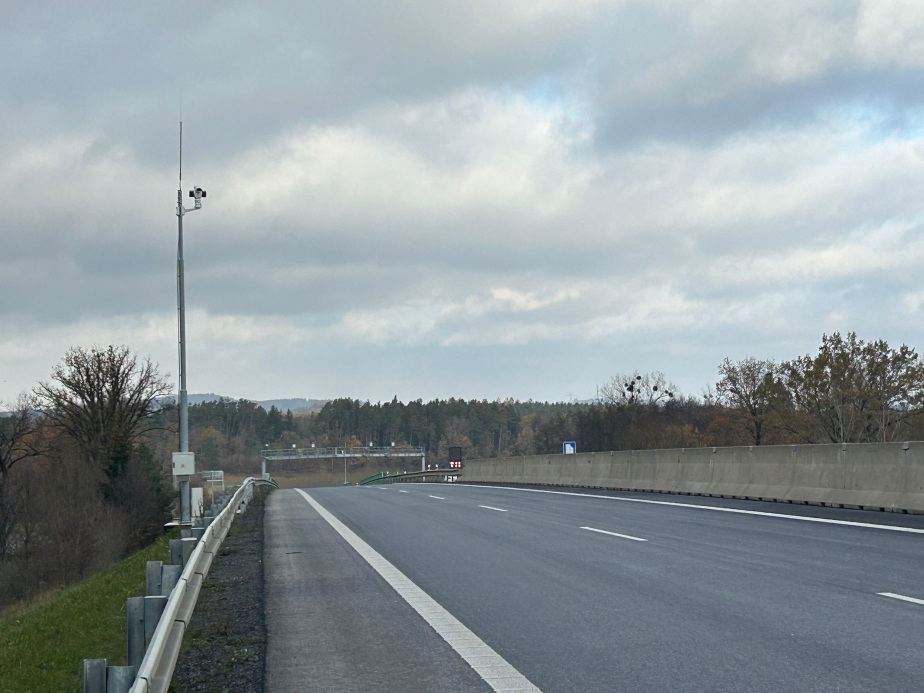 Dálnice D4, kamery