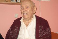Nejstarší muž Česka je z Náchoda. Oslavil 106 let