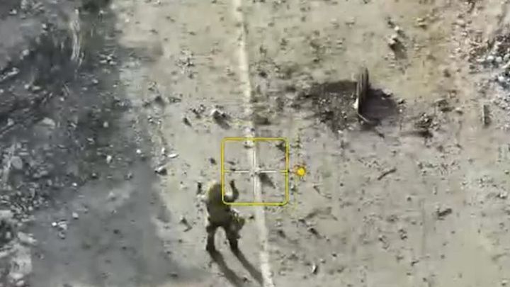 "Vynulovaní" ruští vojáci. Server ukázal důkazy o tajném mučení a vraždách na frontě