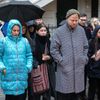 Pietní místo u Karolina, Univerzity Karlovy, po střelbě na Filosofické fakultě, premiér Petr Fiala