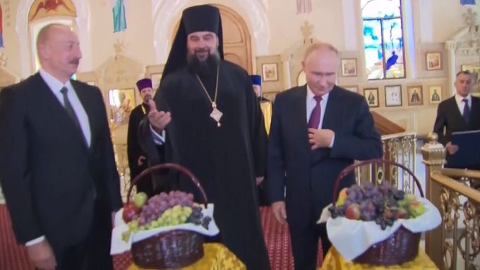 Putin si s prezidentem Alijevem prohlédl ázerbájdžánské hlavní město