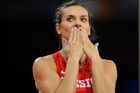 Atletky s odlišným pohlavním vývojem mají kolosální výhodu, říká hvězdná Isinbajevová