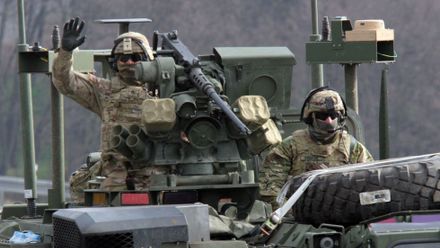 Američtí vojáci nadšeně komentují svůj průjezd Českem