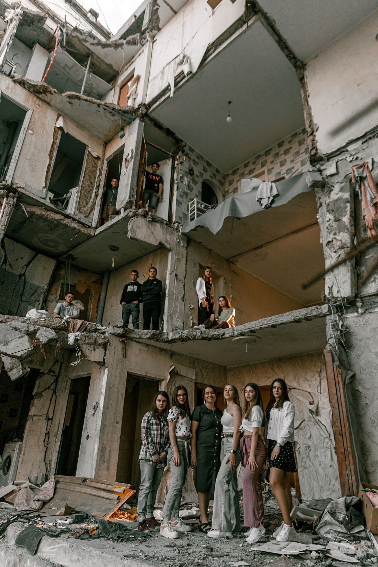 ukrajina invaze tablo středoškoláci fotografie maturita