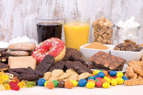 Kostky cukru jako měřítko: kolik jich v sobě má Studentská pečeť, kolik Nutella?