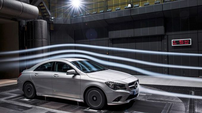 Takto obtéká proudící vzduch nový Mercedes-Benz CLA.