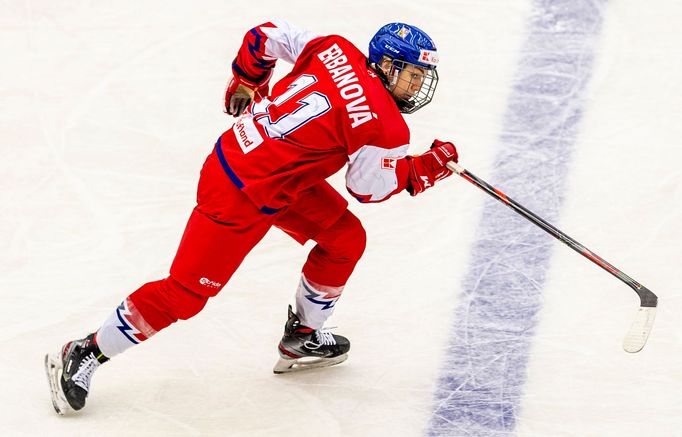 Karolína Erbanová v olympijské kvalifikaci s Polskem