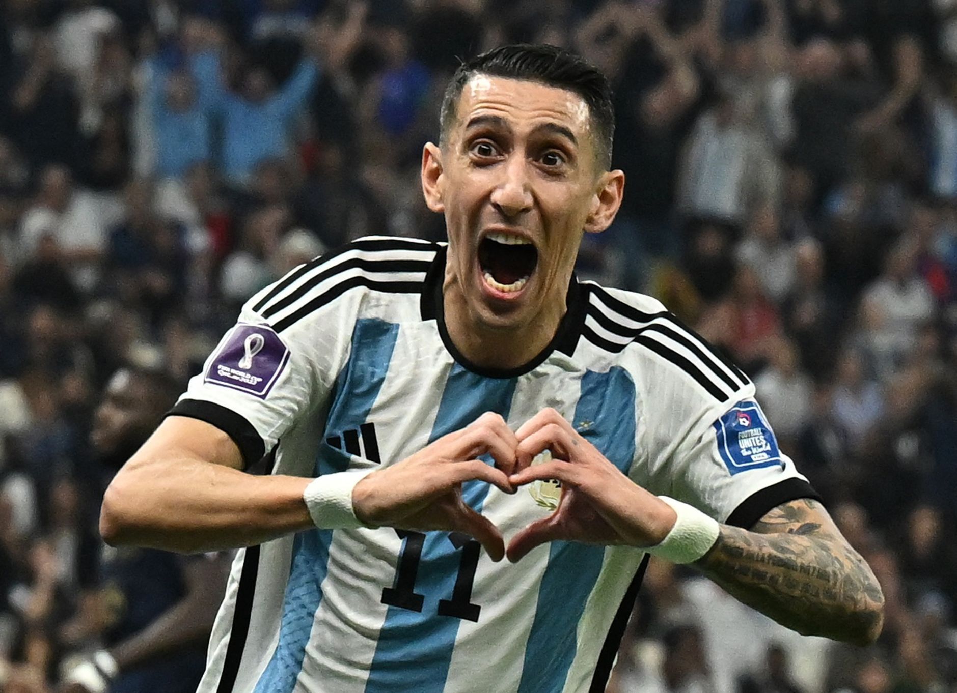 Finále MS ve fotbale 2022, Argentina - Francie: Ángel di María slaví gól na 2:0