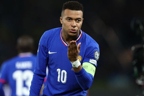 Francie - Maroko. První čtvrtfinále slibuje třaskavý duel, Paříž ho vyhlíží s obavami