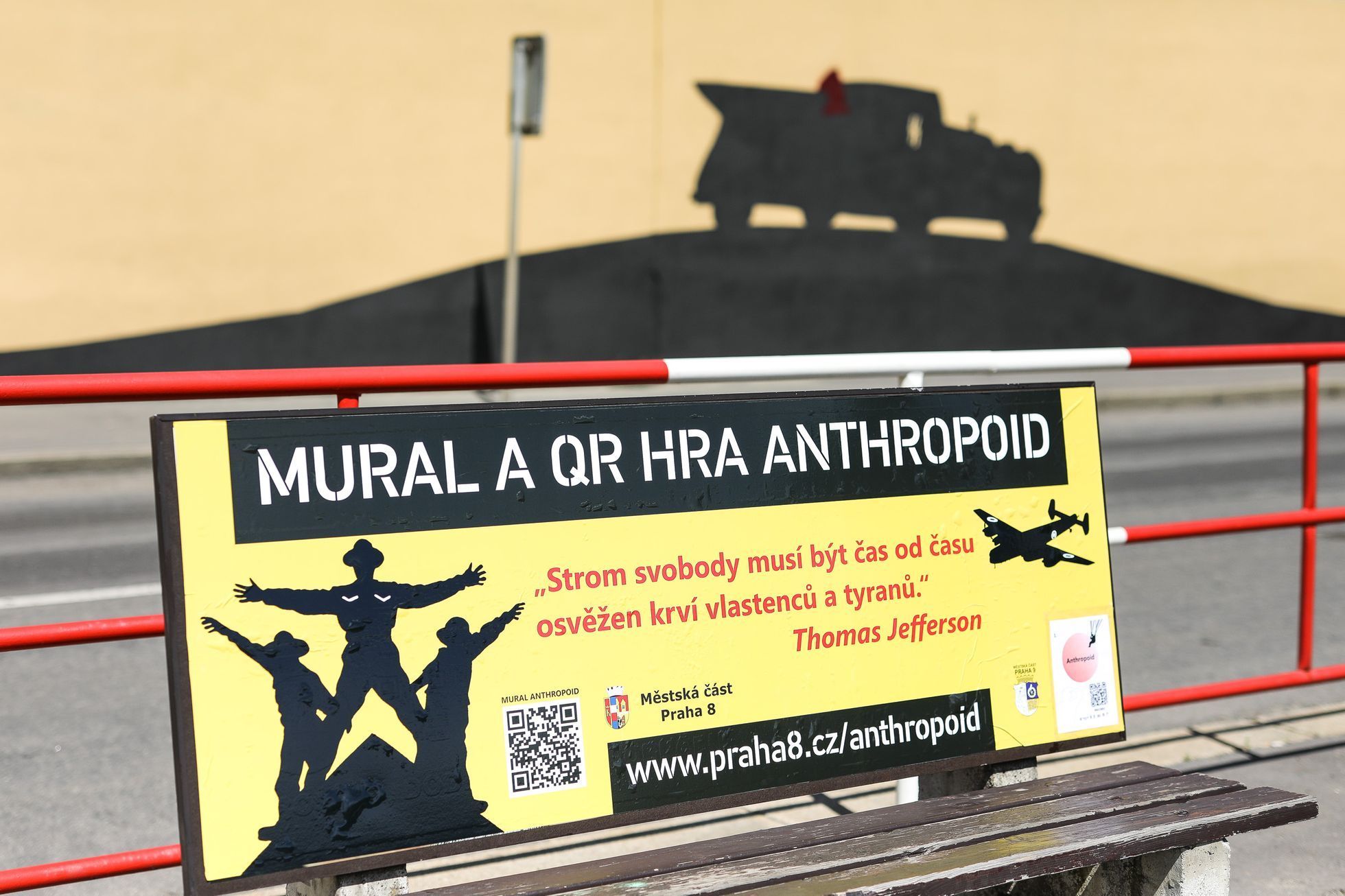 QR Hra Operace Anthropoid, Reinhard Heydrich, murál, graffiti, nástěnná malba, Divado pod Palmovkou