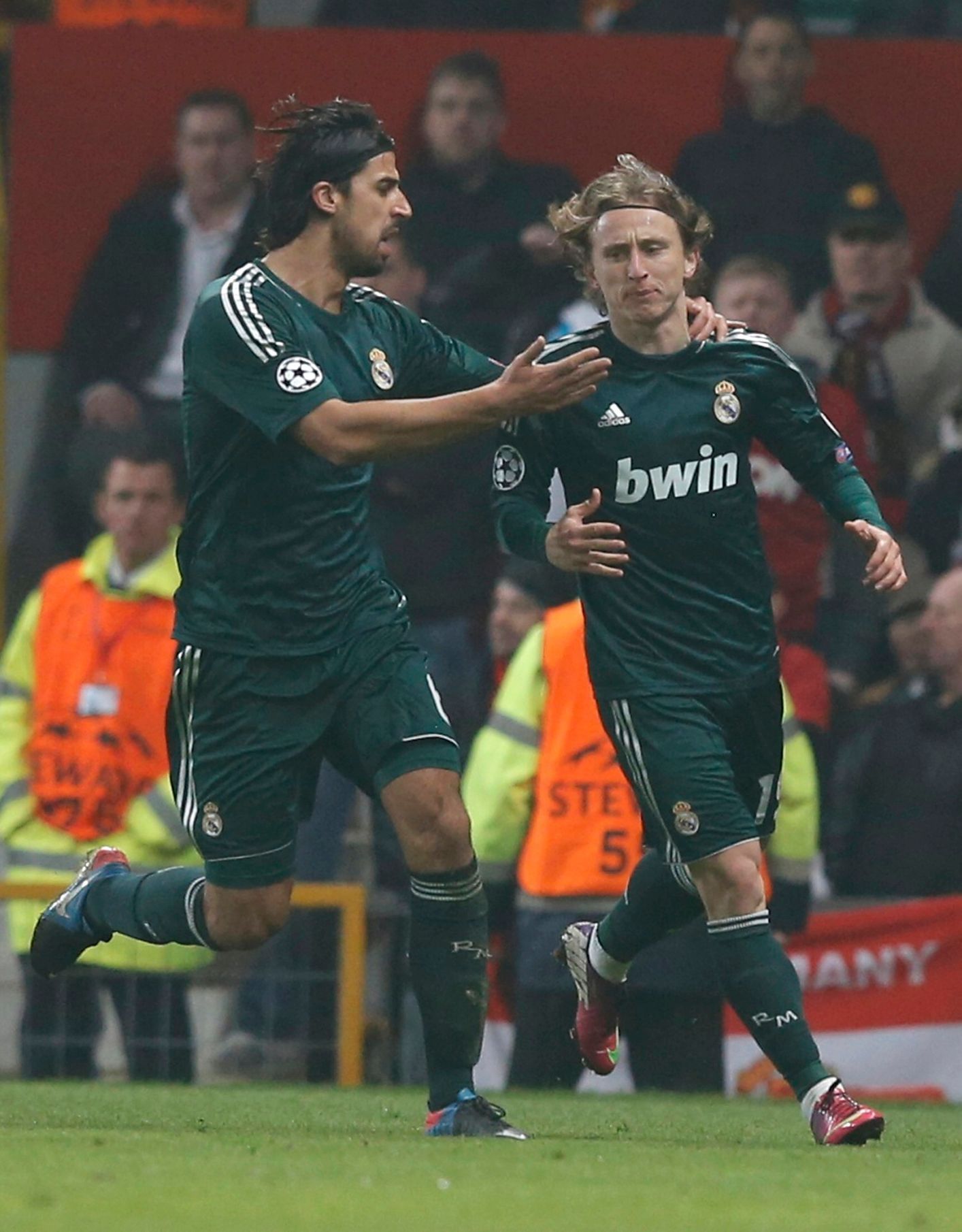 Fotbal, Liga mistrů: Manchester United - Real Madrid: Sami Khedira a Luka Modrič