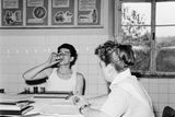 Protialkoholní léčba v nemocnici U Apolináře. Fotografie z roku 1962.