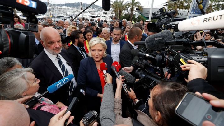 Eurovolby měly být úspěchem krajní pravice. Těsně před nimi se ale drolí kvůli AfD