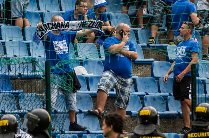 Výstižnosti fanoušků Baníku Ostrava ve Zlíně