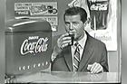 Na televizních obrazovkách se první reklamy začaly objevovat na počátku 50. let. Firma propagovala "příjemně studenou colu" po dlouhém dni nakupování.